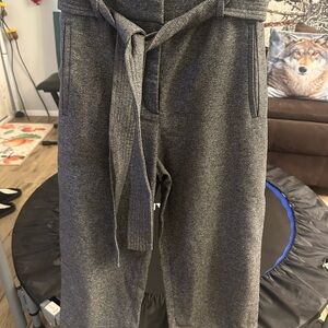 Gray women’s pants with Tie belt Wilfred size 4